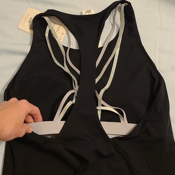 Fabletics tank - Picture 5 of 5